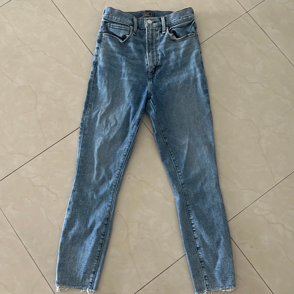 Abercrombie Ultra High Rise Super Skinny Ankle Jeans - 0 SHORT